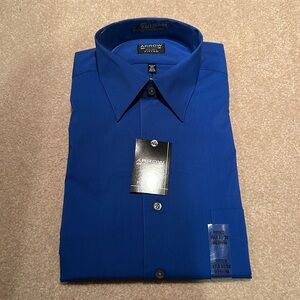 Men’s Arrow dress shirt